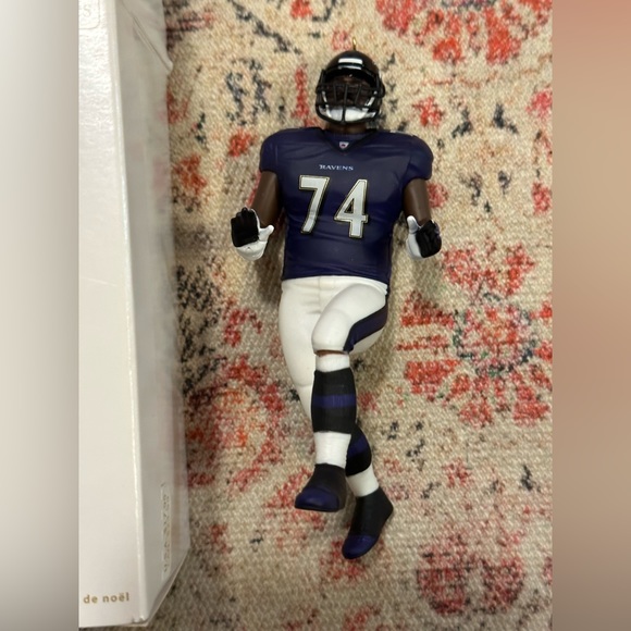 Collectibles Hallmark Keepsake Ornament 2012 Football Legend “Michael Oher" - Picture 8 of 9